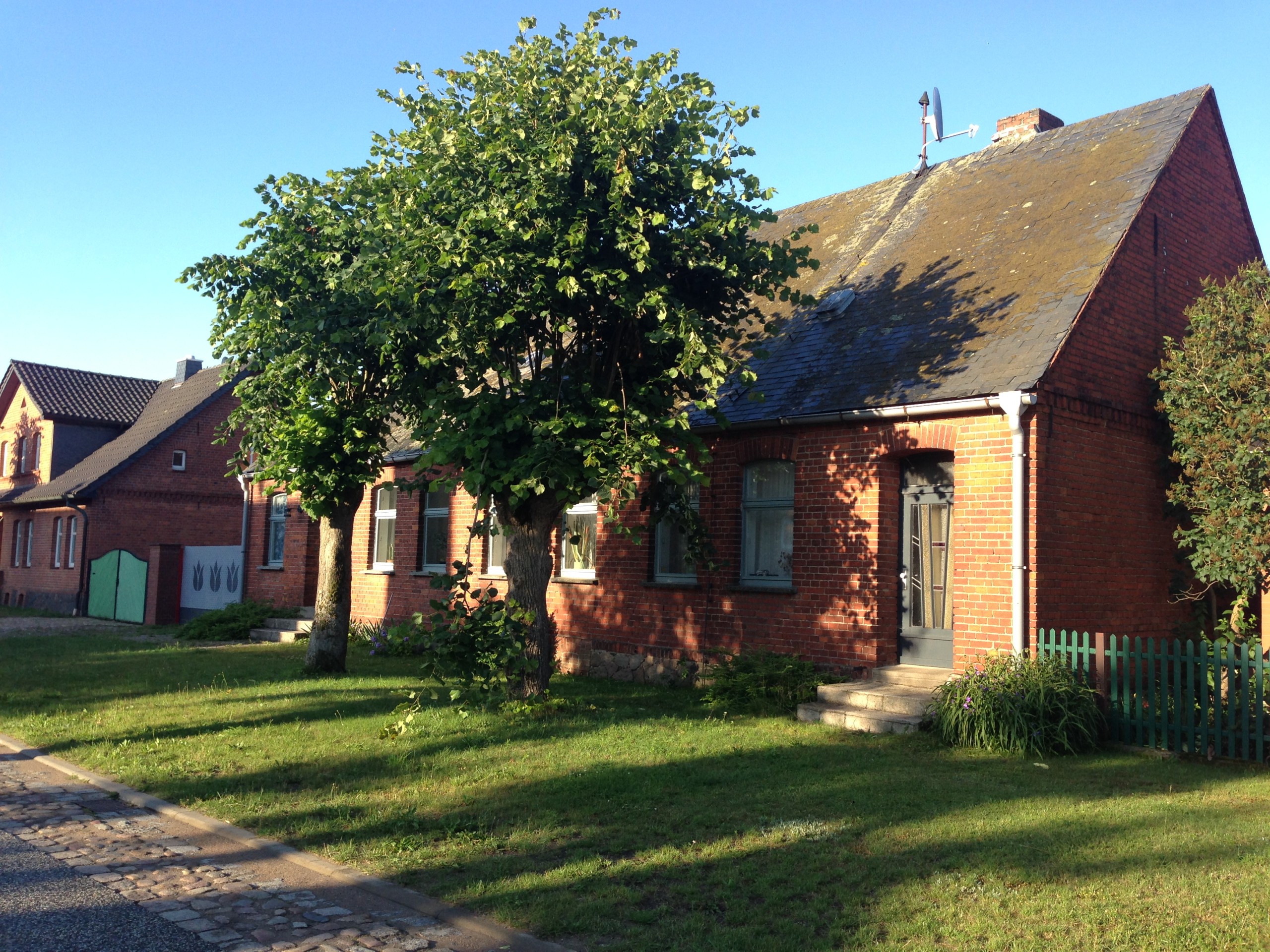 Charmantes Bauernhaus mit Gästehaus und Scheune: Idyllisches Wohnen zwischen Berlin und Hamburg in der Prignitz