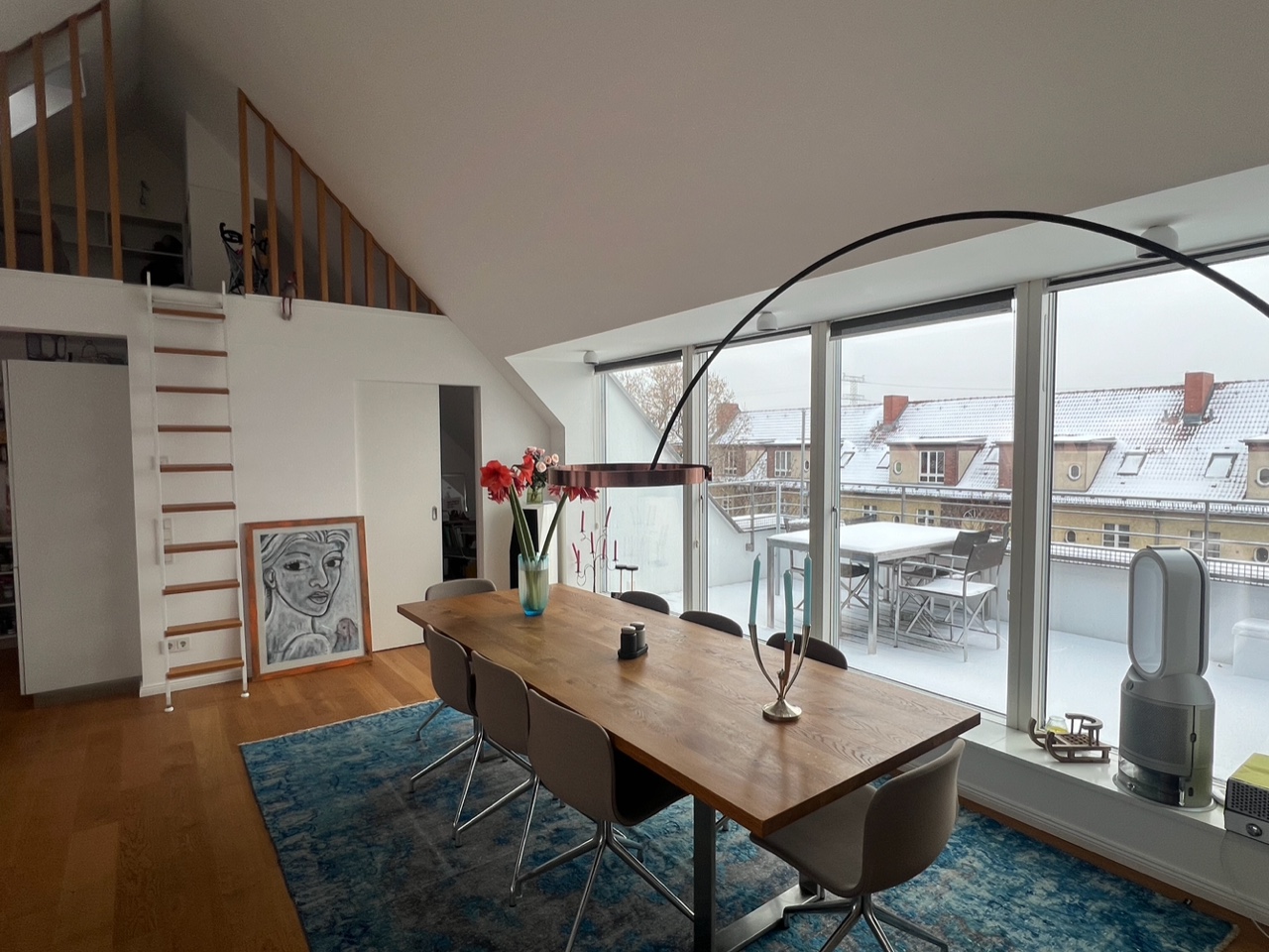Exklusive Dachgeschoss-Maisonette-Wohnung in einem energieeffizienten Neubau auf ca. 150 qm