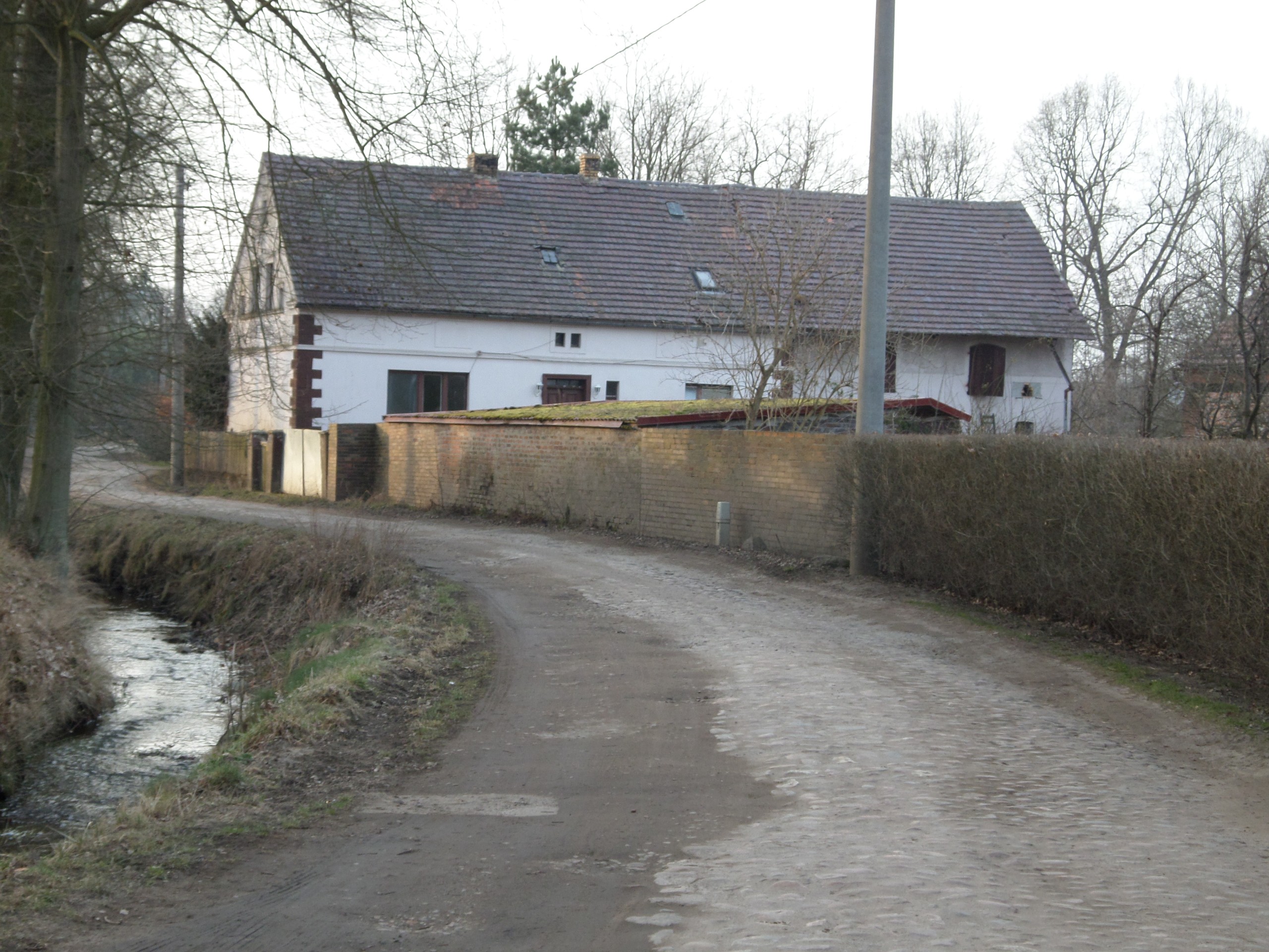 SAMSUNG CAMERA PICTURES Resthof hinter der Deutsch-Polnischen Grenze