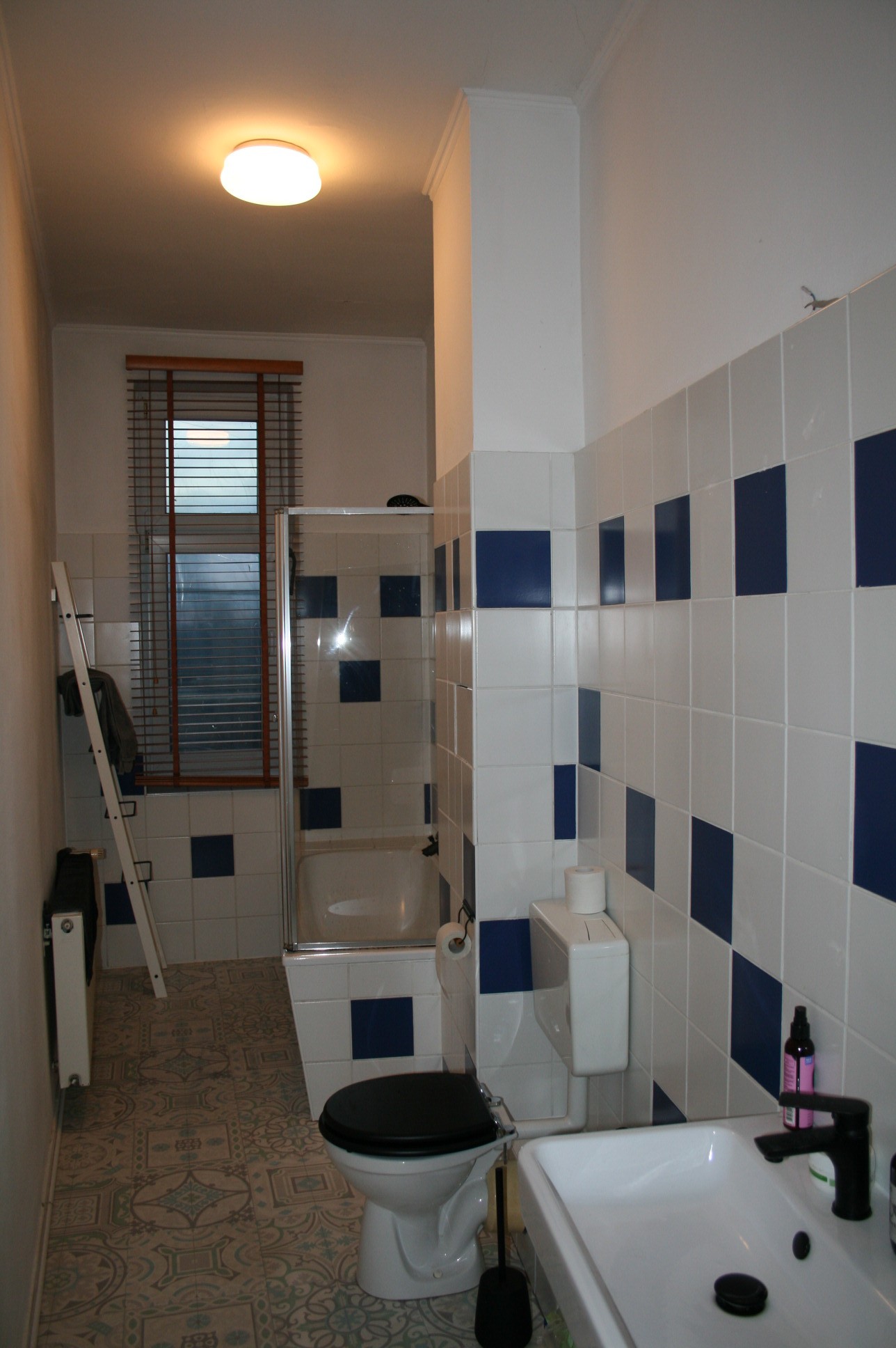 2 Zimmer Wohnung im vierten OG