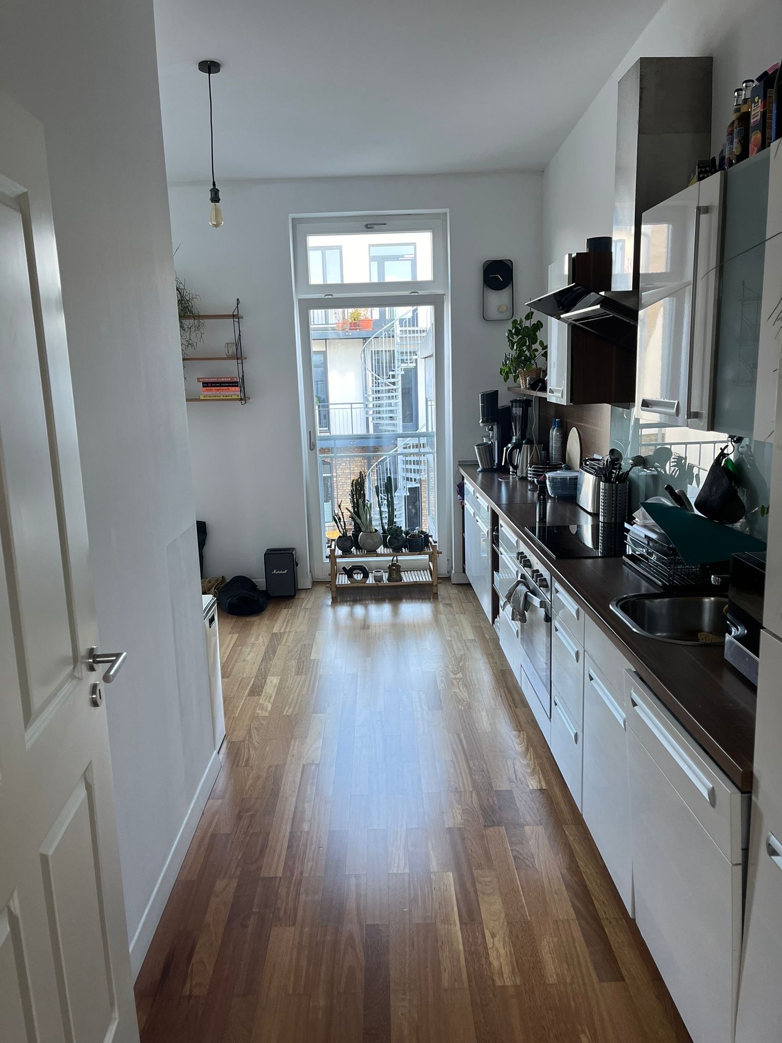 Penthouse mit Loggia und Balkon