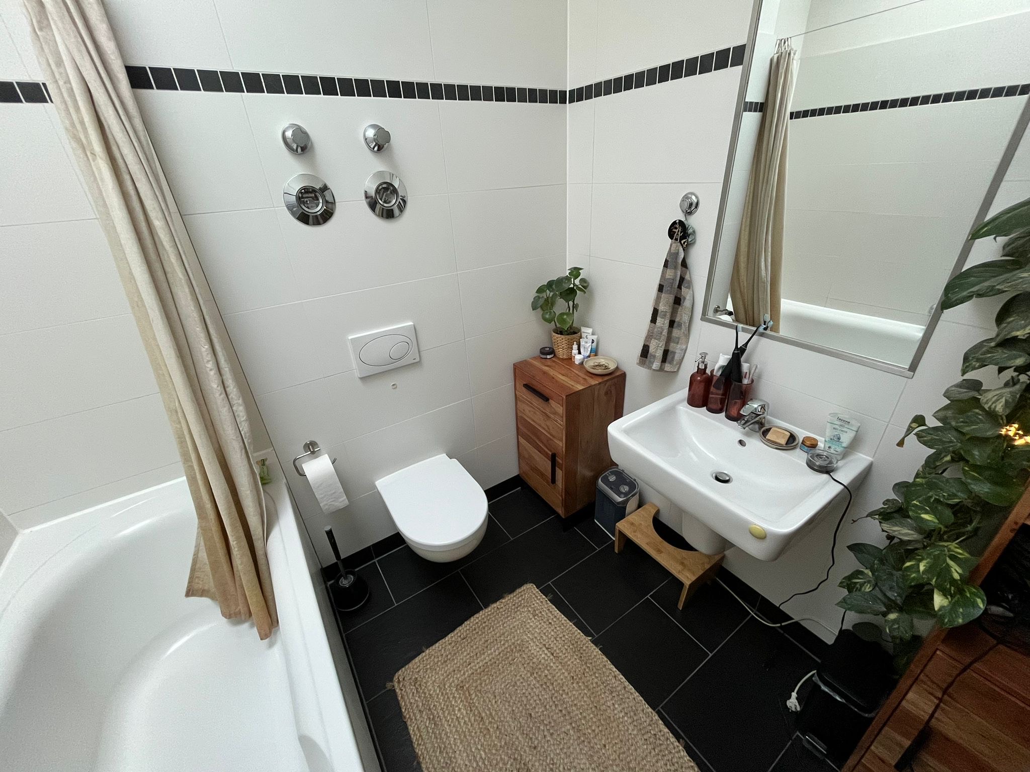 Penthouse mit Loggia und Balkon