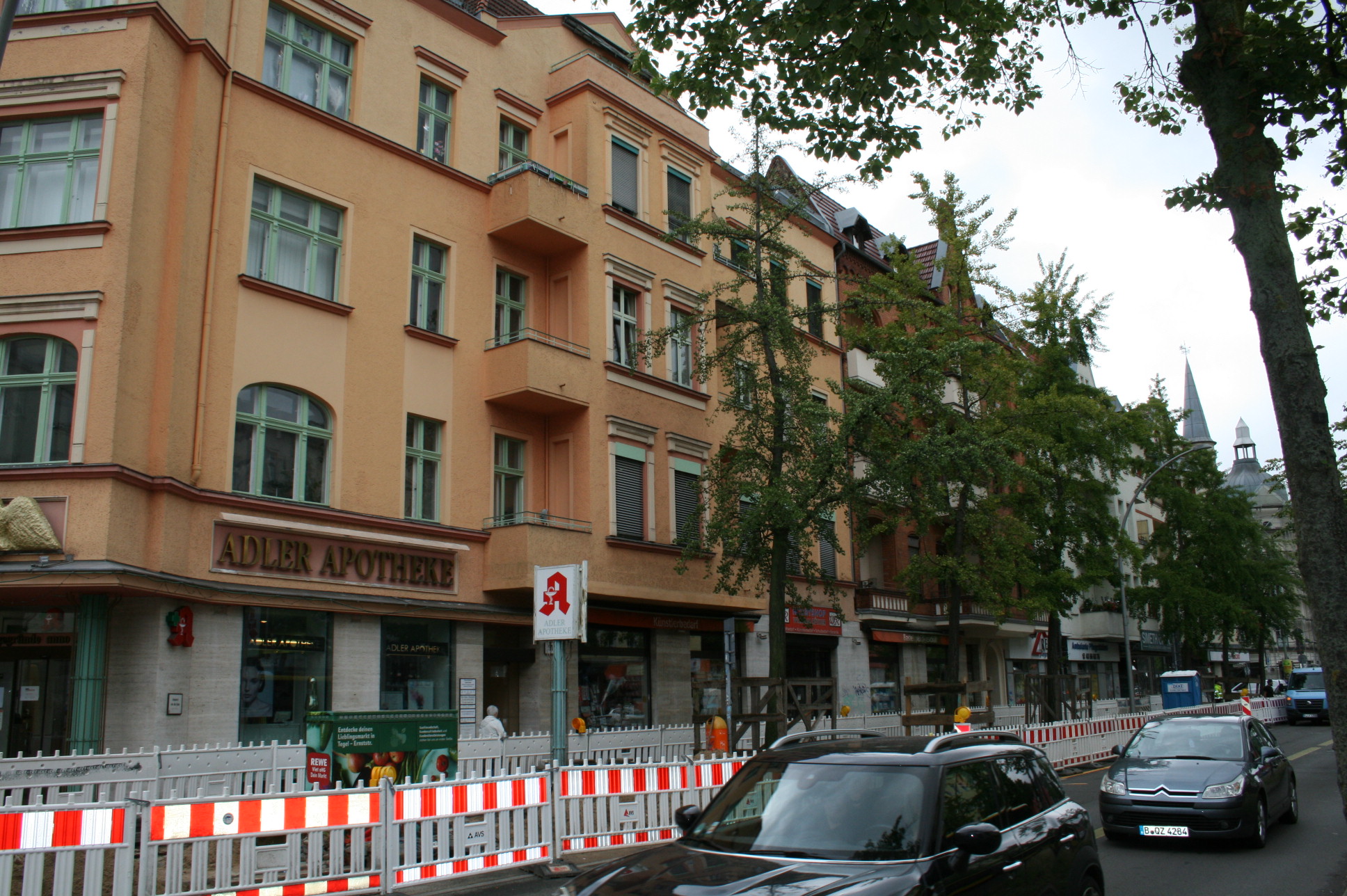 Wohn- & Geschäftshaus (Ärztehaus)