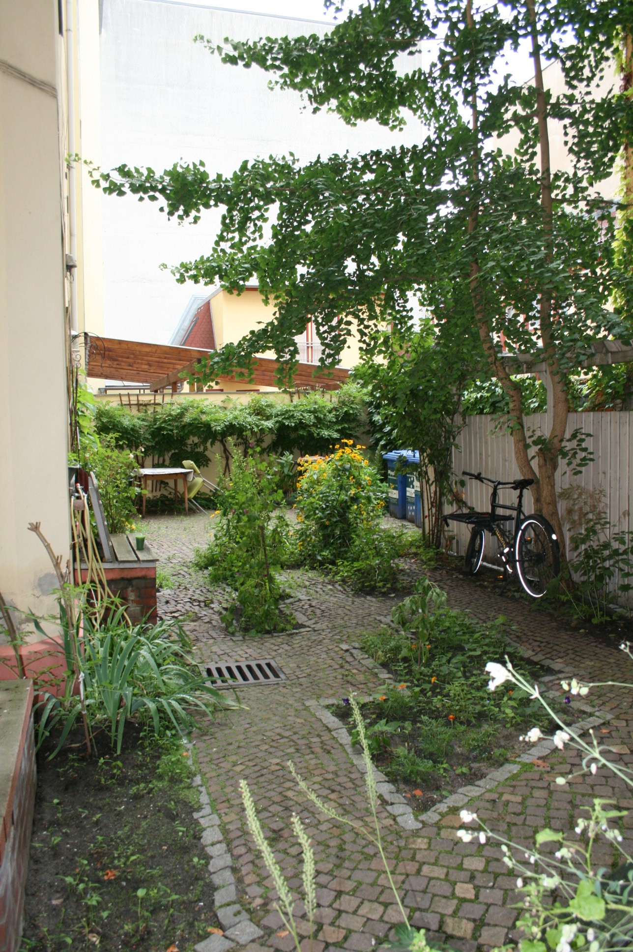 Wohn- & Geschäftshaus (Ärztehaus)